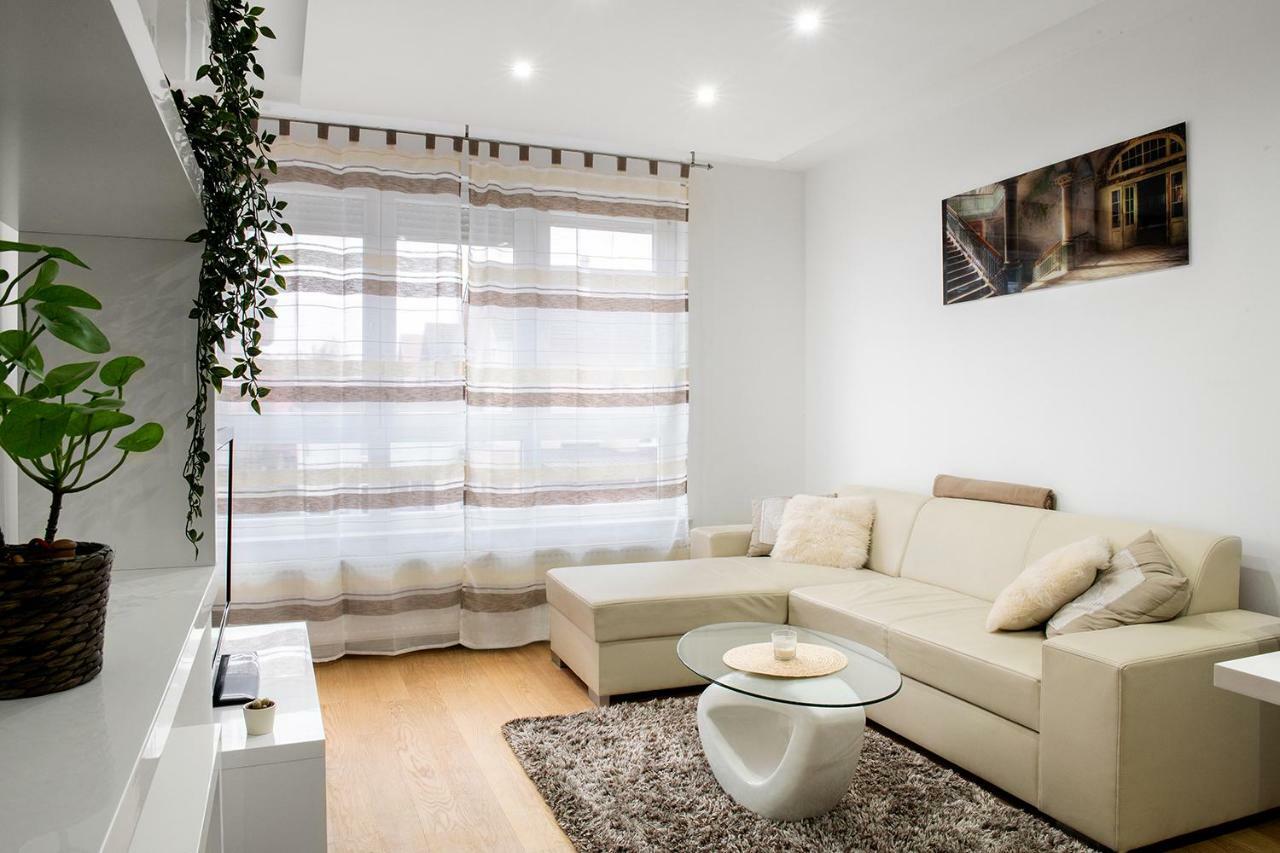 Sauna - Flexible Selfcheckins 6 - Zagreb - Garage - Electric Vehicle Ccharger - Loggia - New - Luxury - Apartments Repinc 6 المظهر الخارجي الصورة