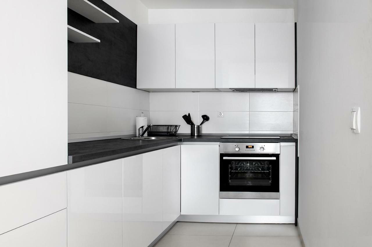 Sauna - Flexible Selfcheckins 6 - Zagreb - Garage - Electric Vehicle Ccharger - Loggia - New - Luxury - Apartments Repinc 6 المظهر الخارجي الصورة