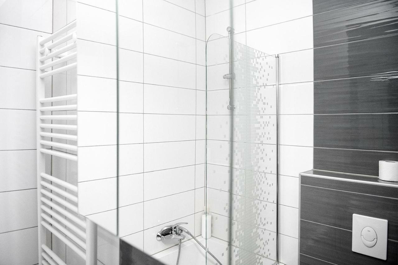 Sauna - Flexible Selfcheckins 6 - Zagreb - Garage - Electric Vehicle Ccharger - Loggia - New - Luxury - Apartments Repinc 6 المظهر الخارجي الصورة